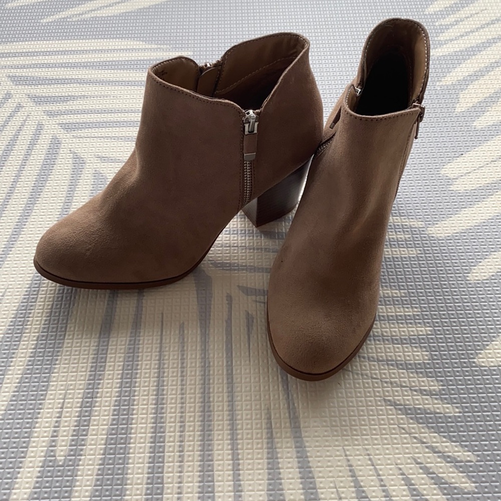 Beige heeled booties